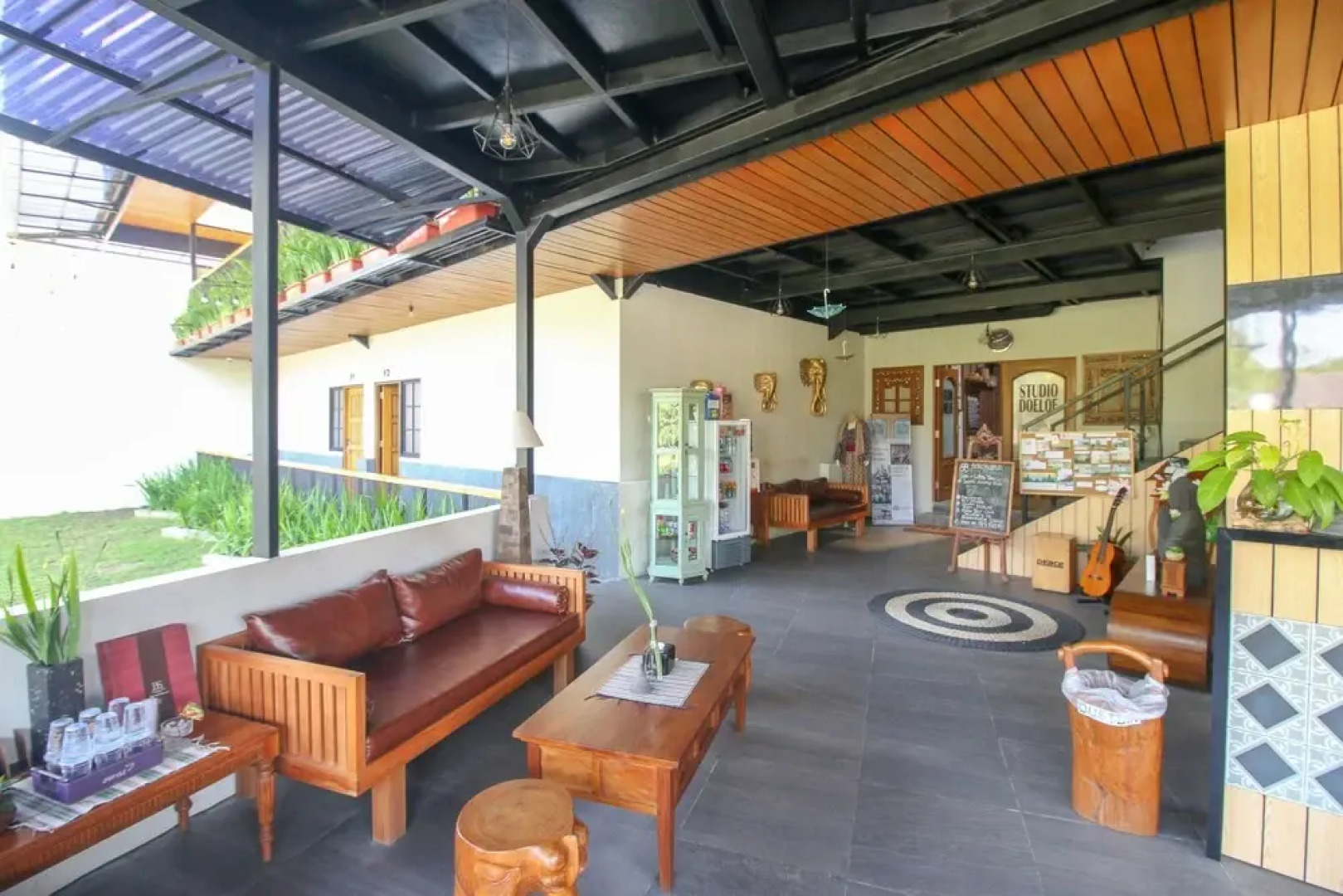 Airy Borobudur Mayor Kusen KM 2.4 Magelang