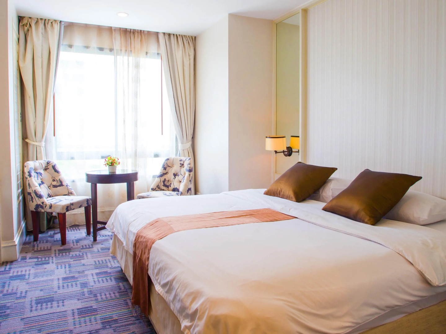 Aphrodite Inn Bangkok