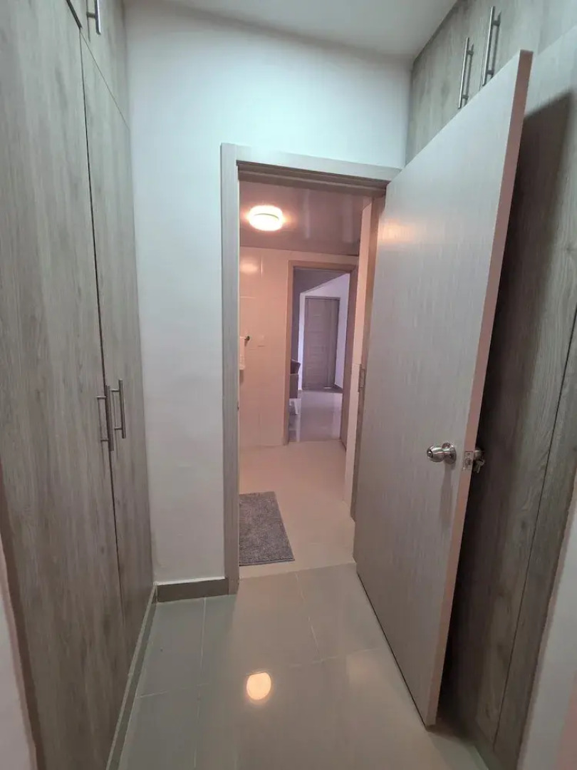 Modern Apartment 5 min From the Airport