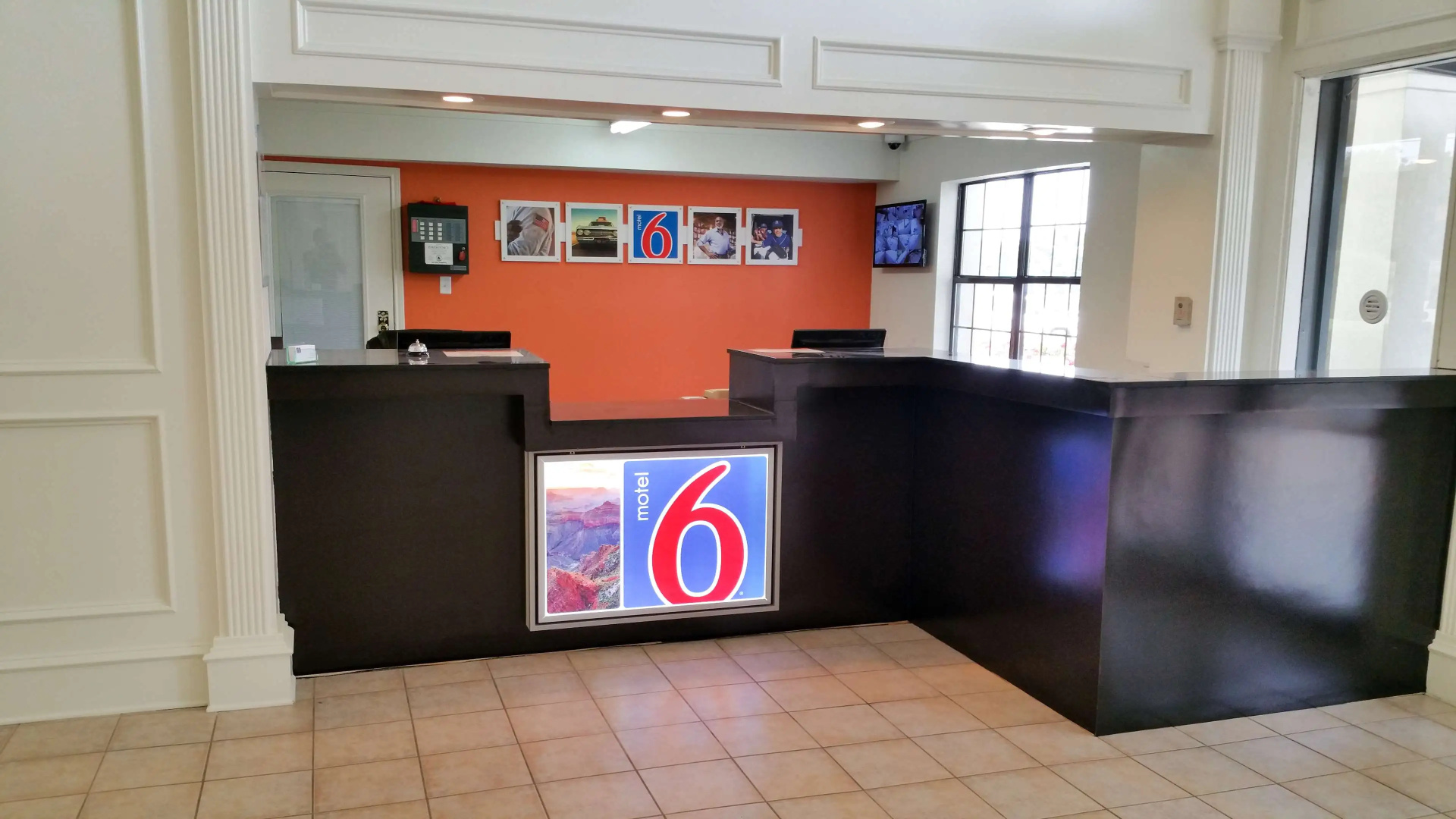 Motel 6 Palestine, TX