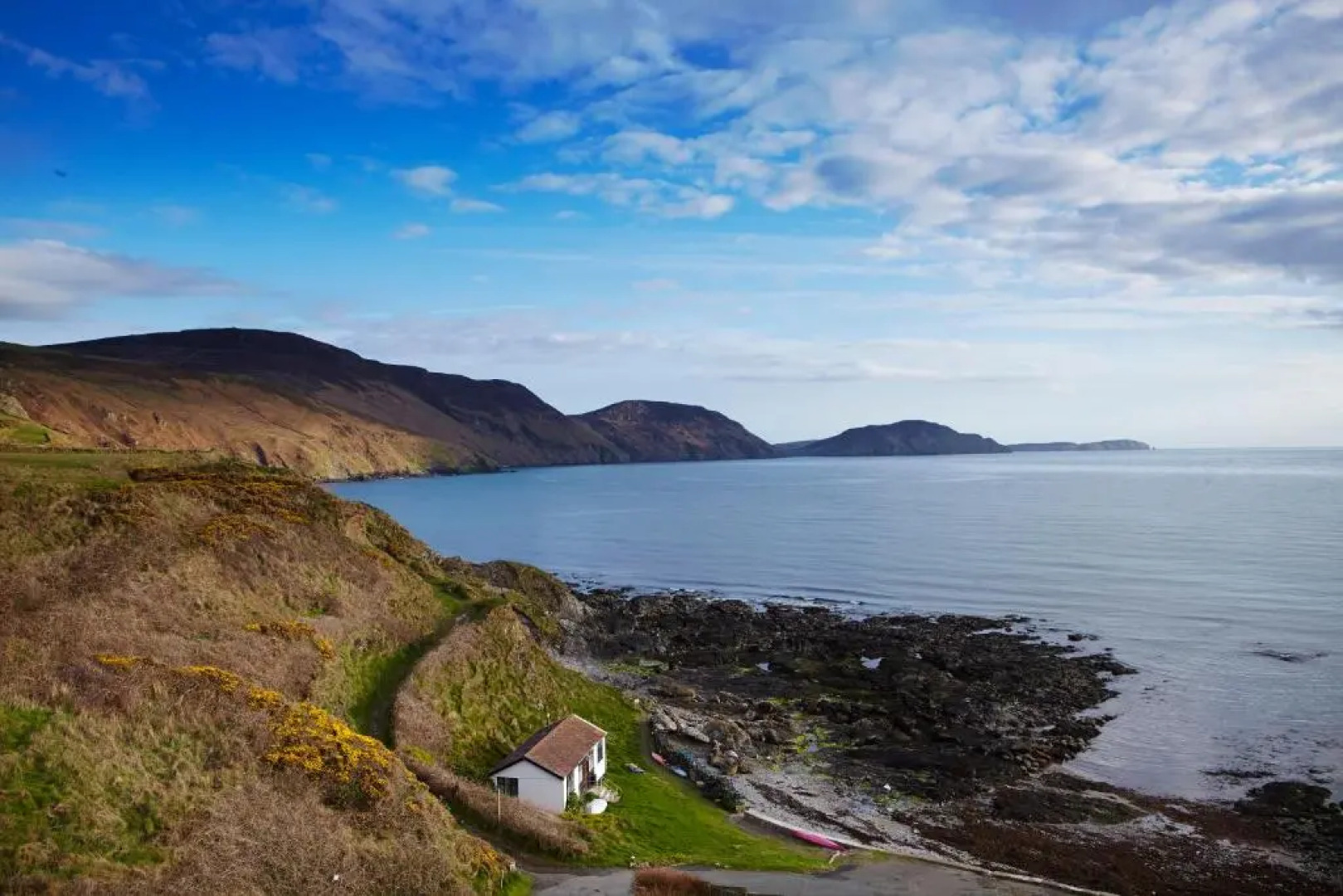 COMIS Hotel & Golf Resort