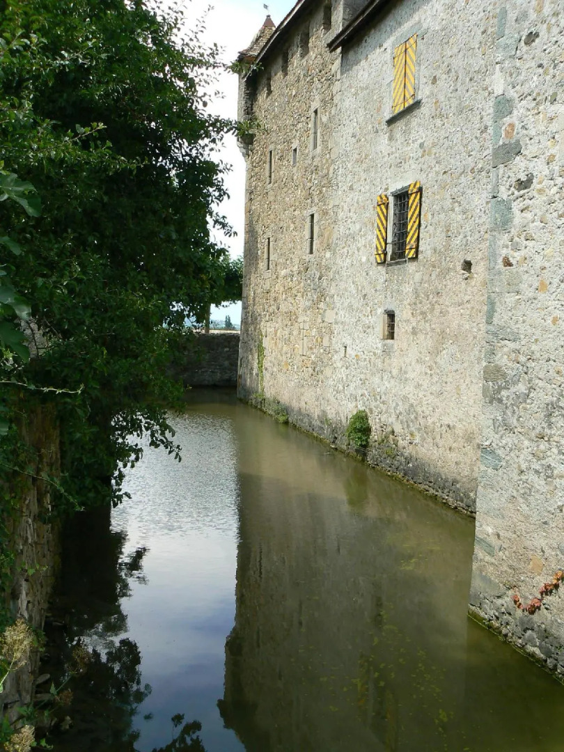Château d'Avully