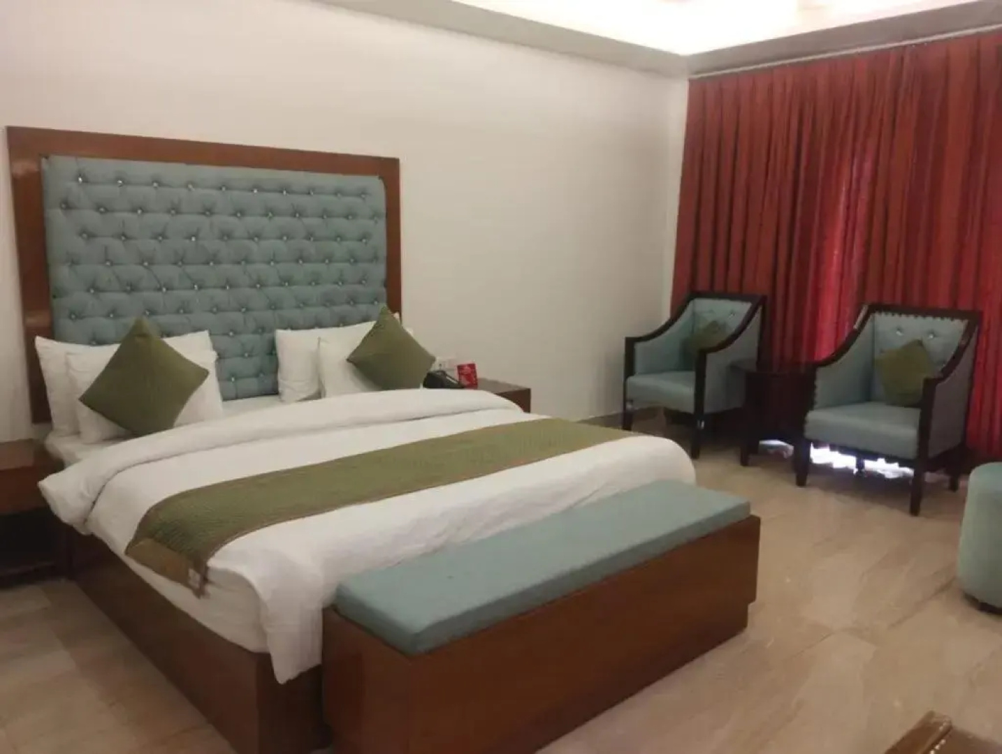 OYO Rooms Jaipuria Mall Indirapuram