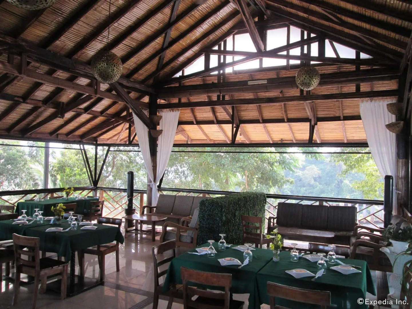 Ultra Winds Mountain Resort