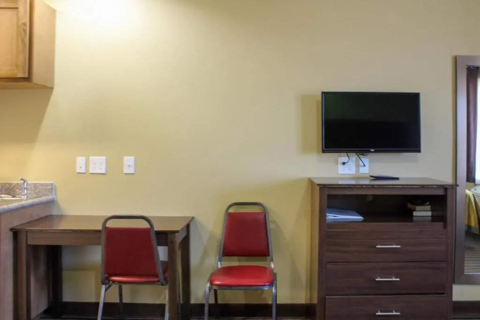 Texas Bungalows Hotel & Hotel Que at Lakeline Austin Cedar Park