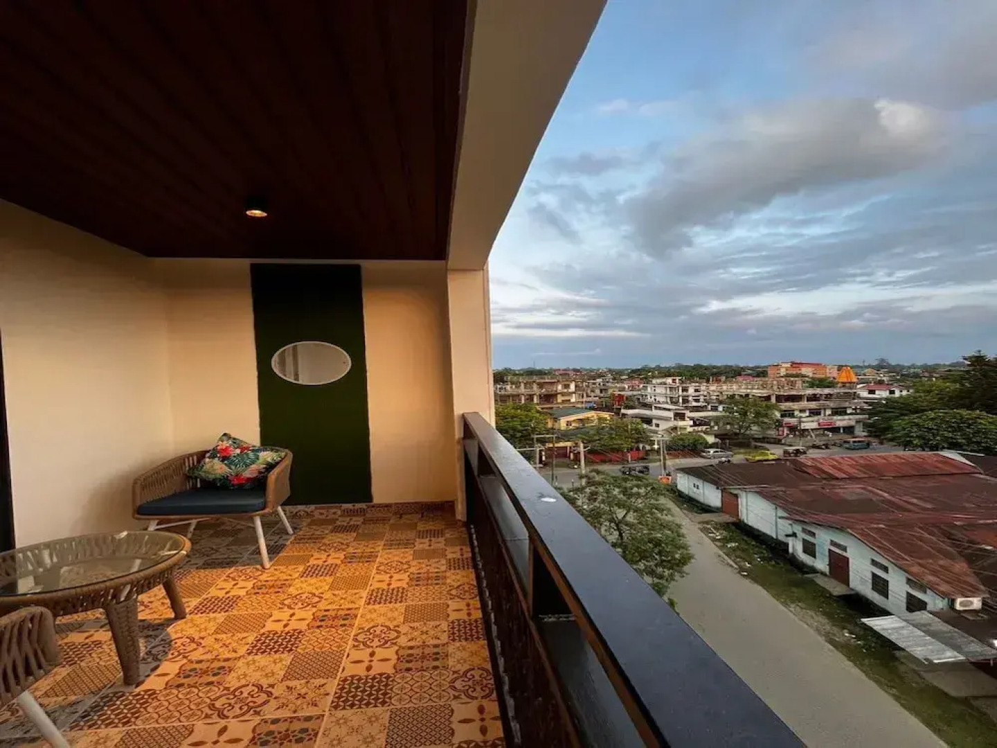 The White IBIS A Boutique Hotel