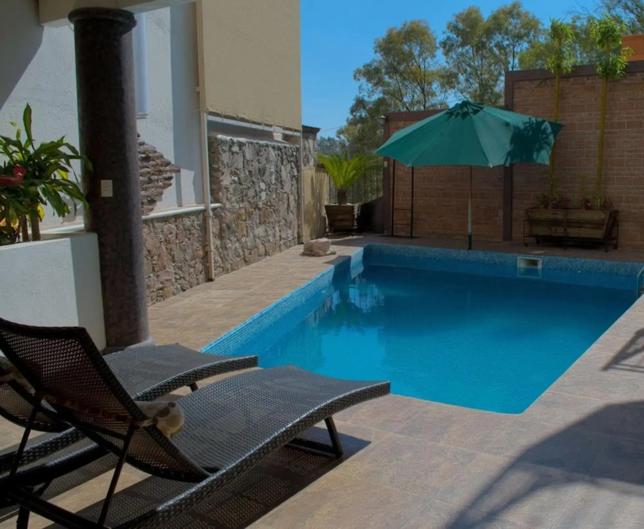 Casa Corazón de Plata Suites