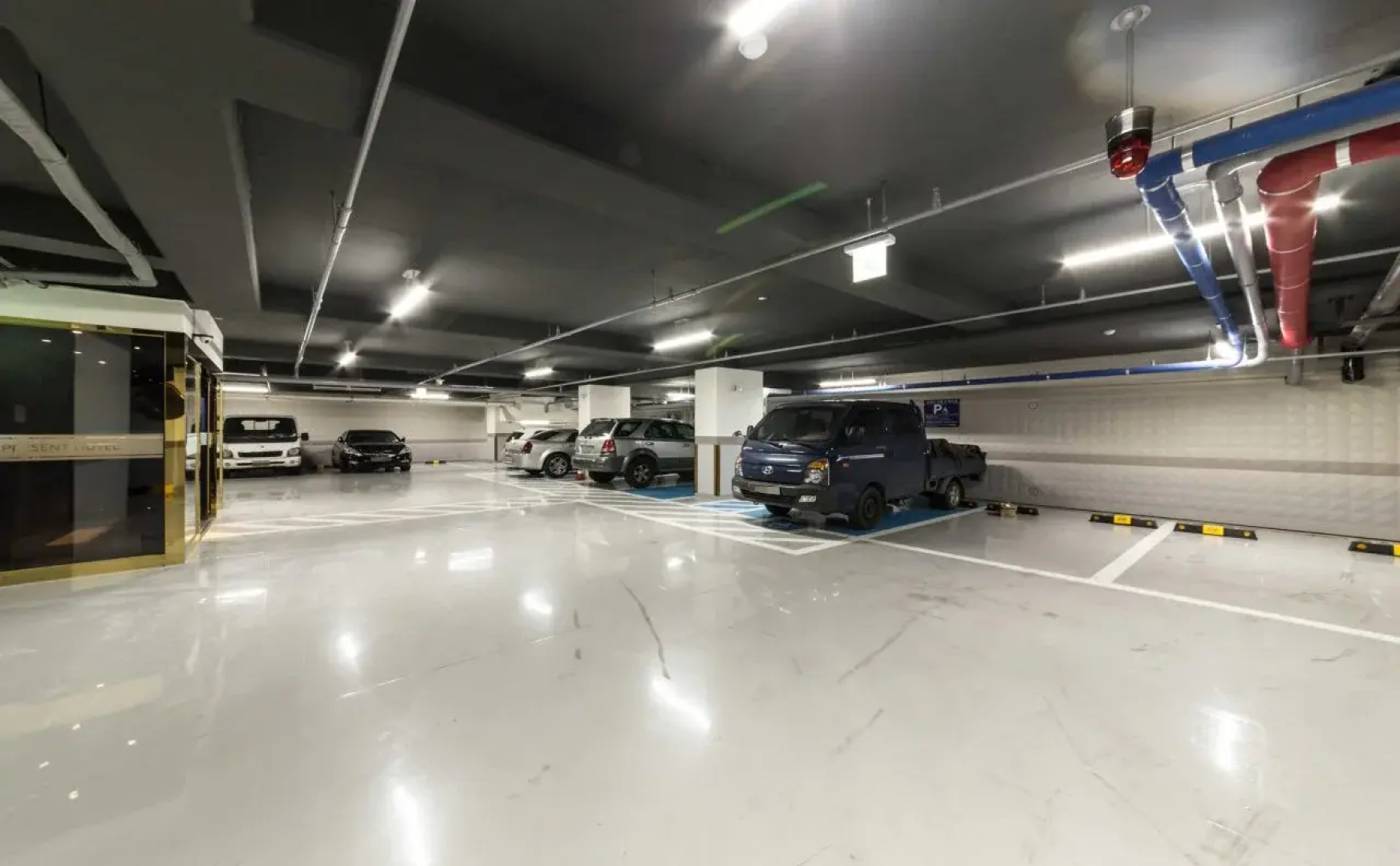 Guri Galmae Indi Present Hotel