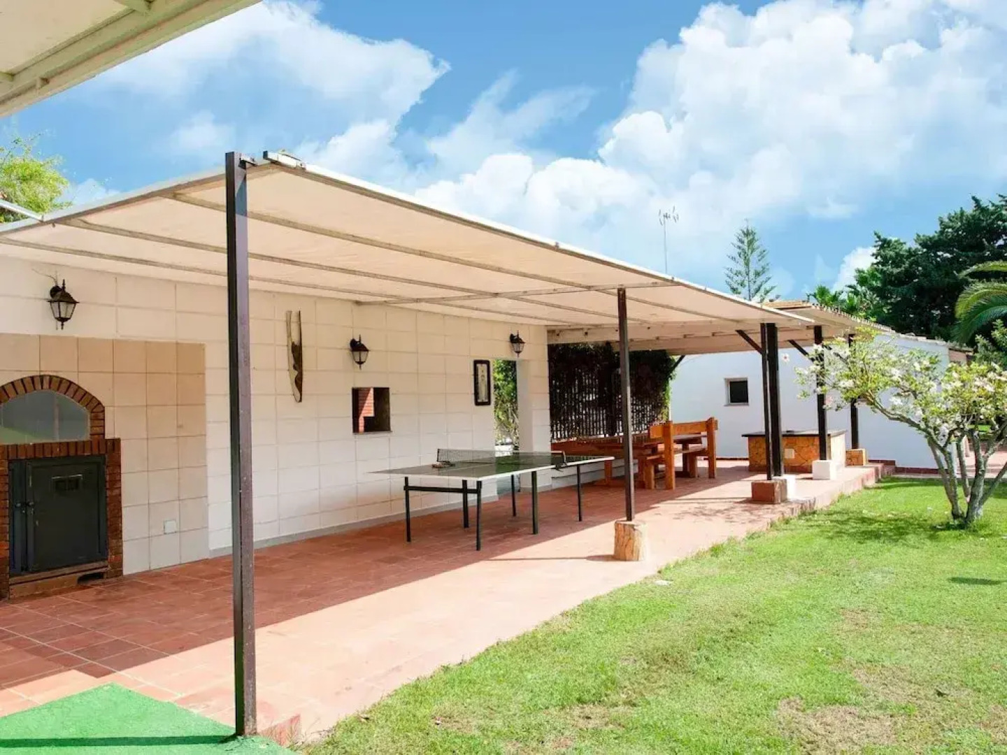 Villa in Pozzallo Near Sandy Beaches