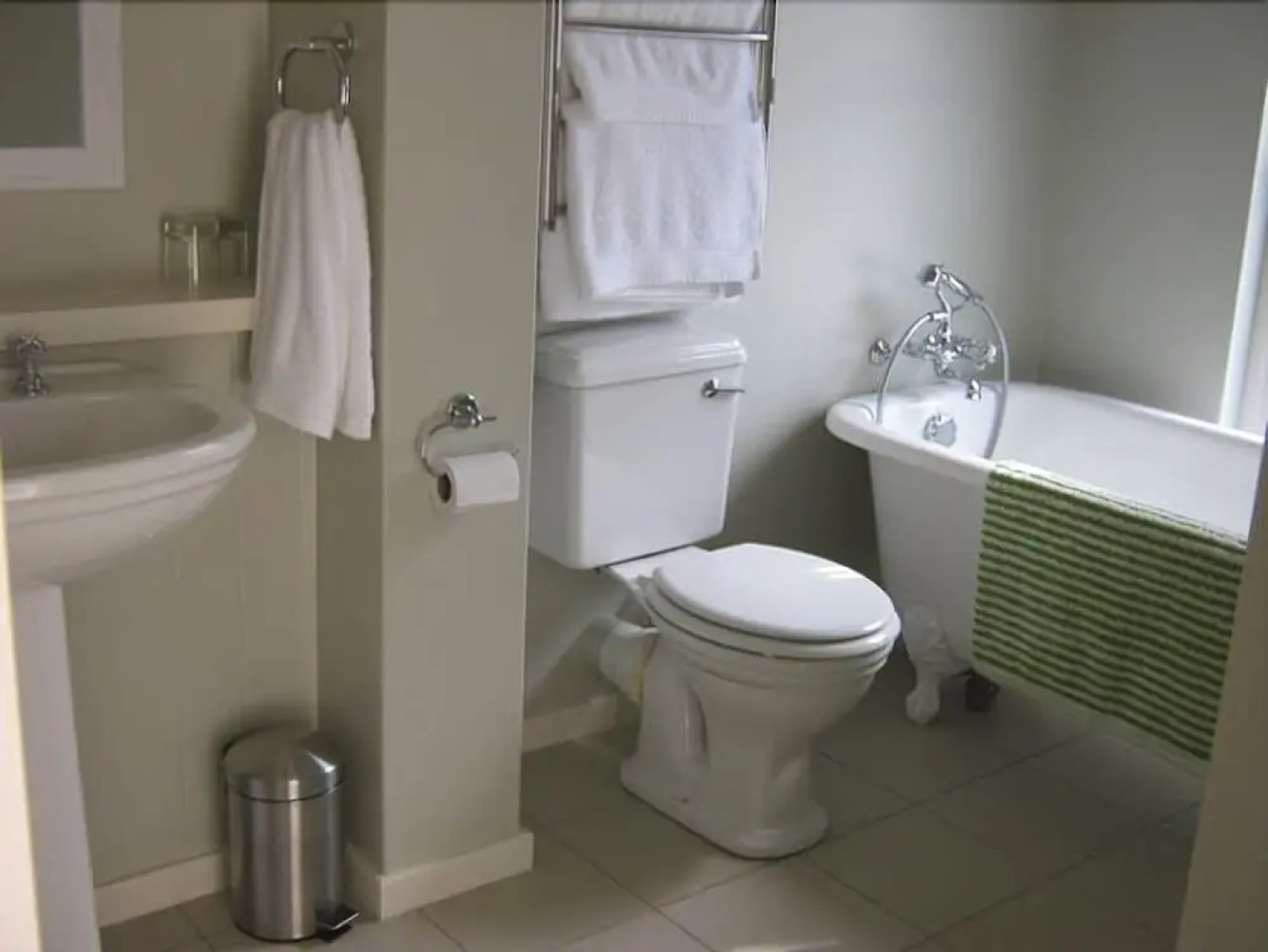 Coral Tree Colony Bed & Breakfast