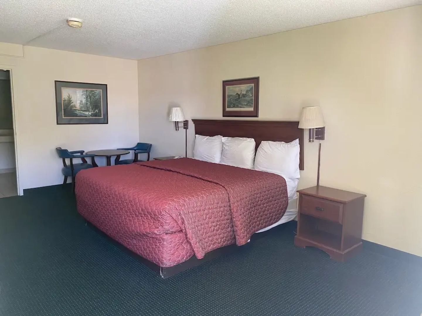 Motel 6 Sandersville, GA