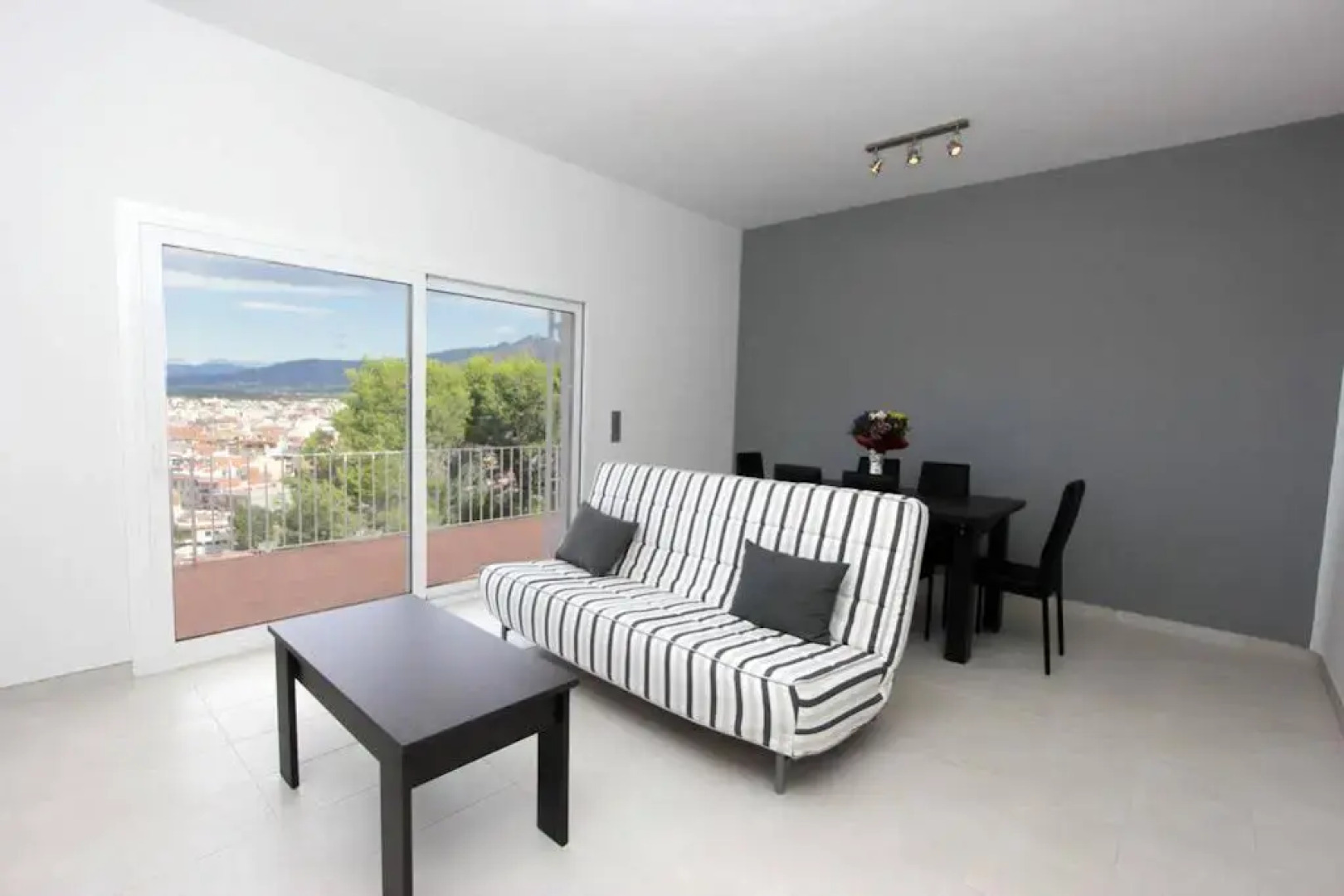 InmoSantos Casa Tordera