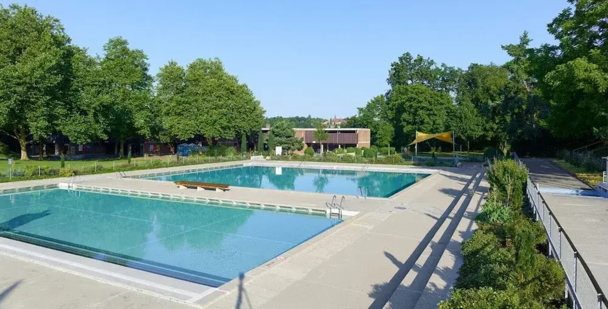 Evi's Home Hotel & Apartments