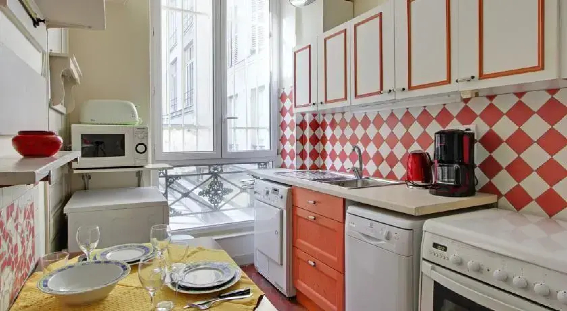 Parisian Home - Bonne Nouvelle Poissonnière