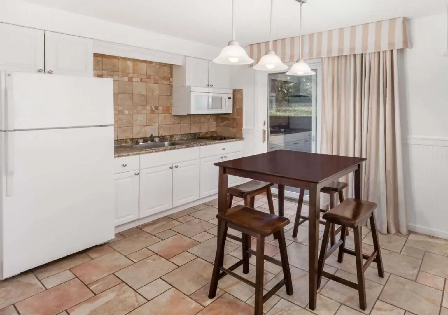 Travelodge by Wyndham Traverse City MI