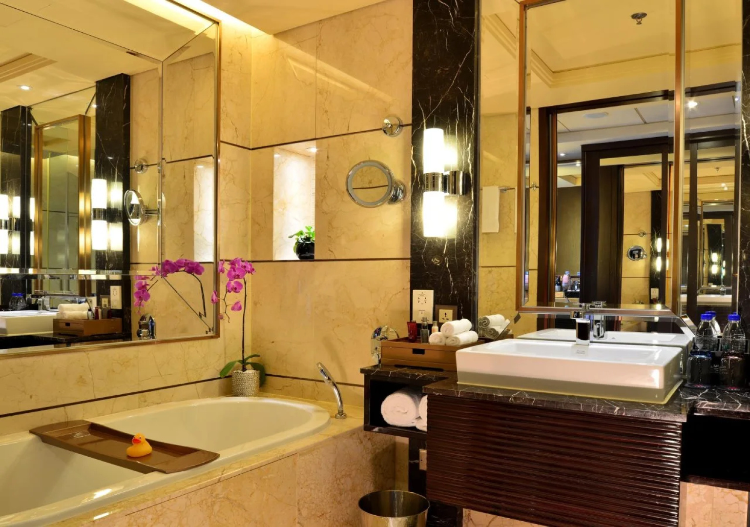 Shanghai Marriott Hotel Riverside