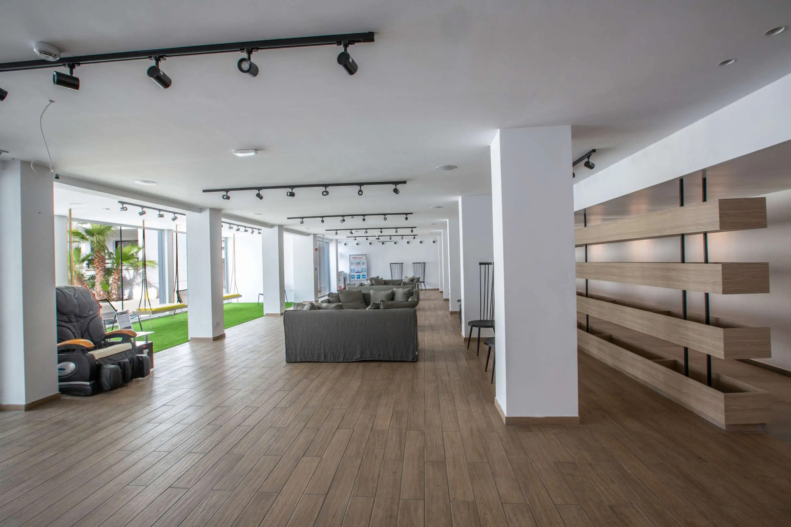 Anthea Hotel Apartments