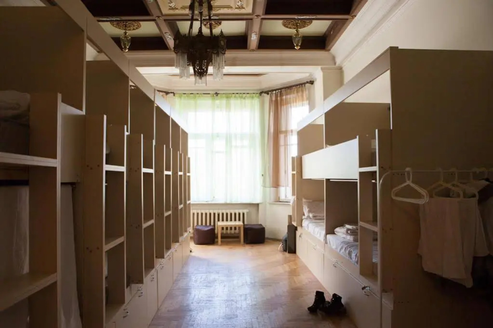 Oh So Indie House Hostel