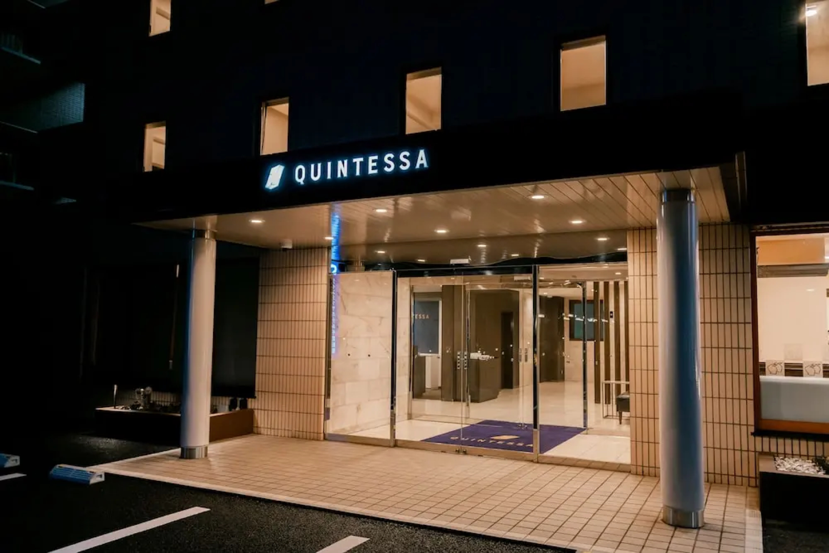 Quintessa Hotel Chiba Funabashi