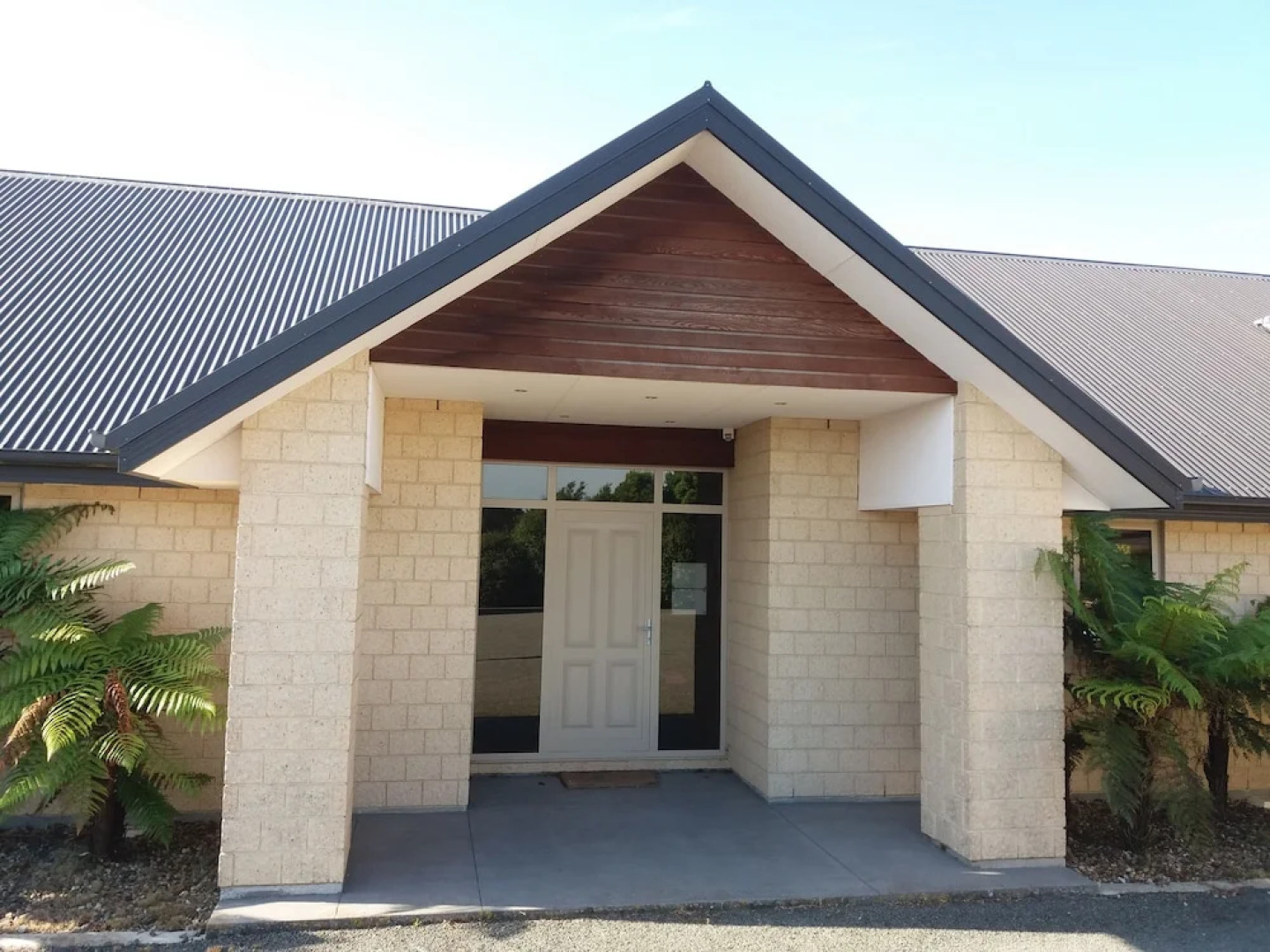 Claremont Country Lodge B&B