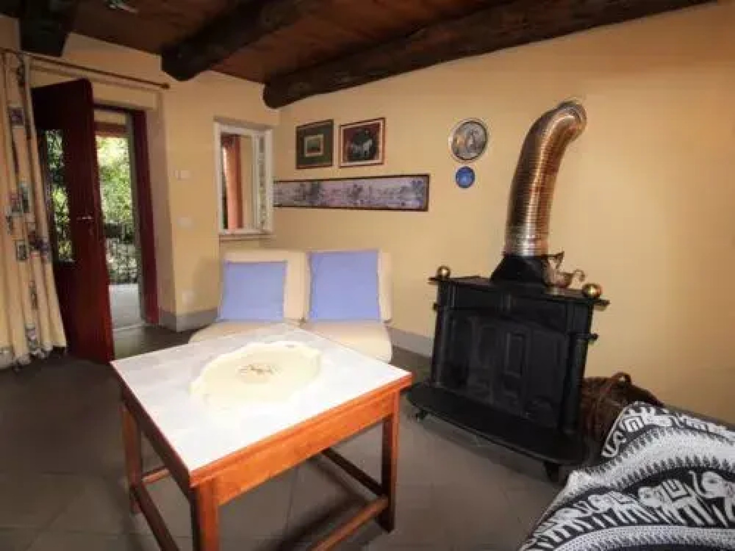 House Annalina Castelveccana