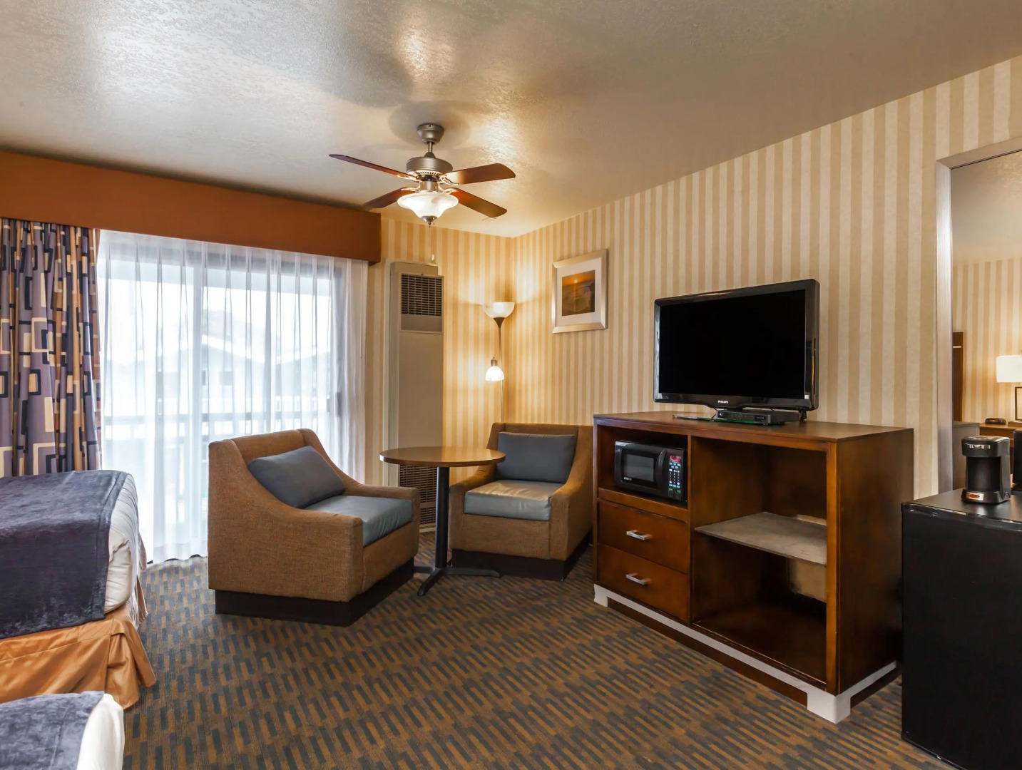 Harbor House Inn Morro Bay