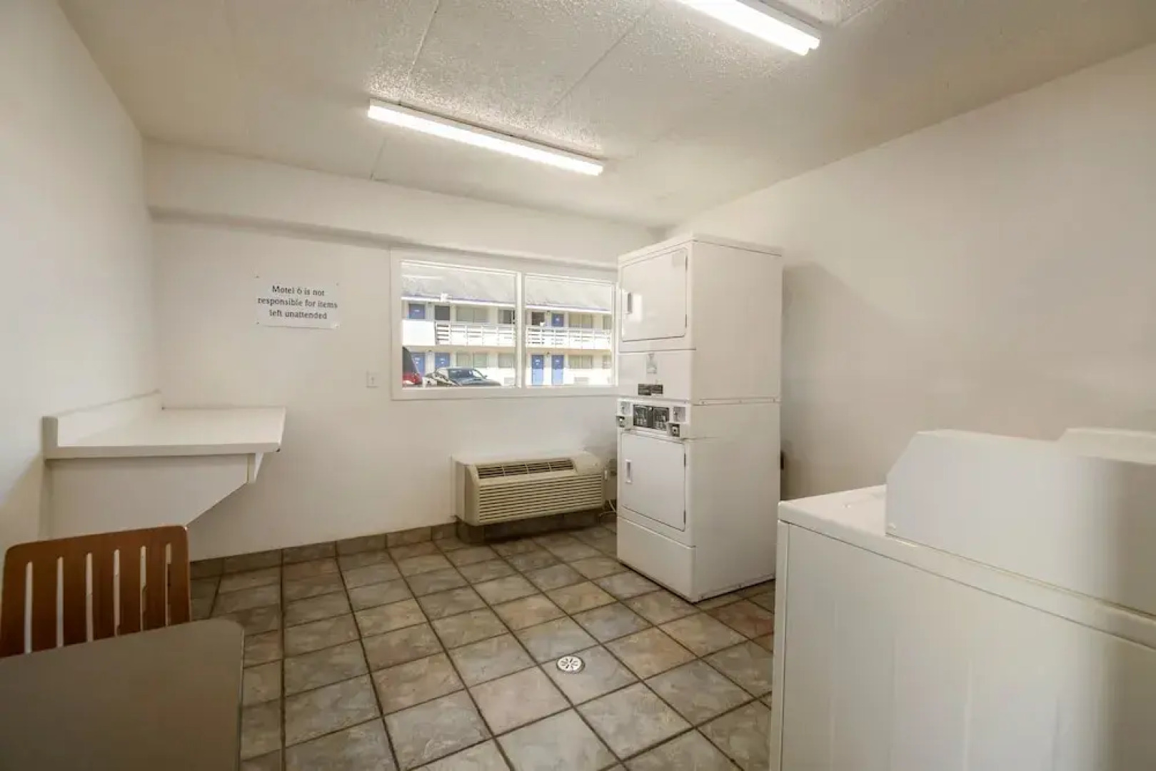 Super 8 Grove City OH