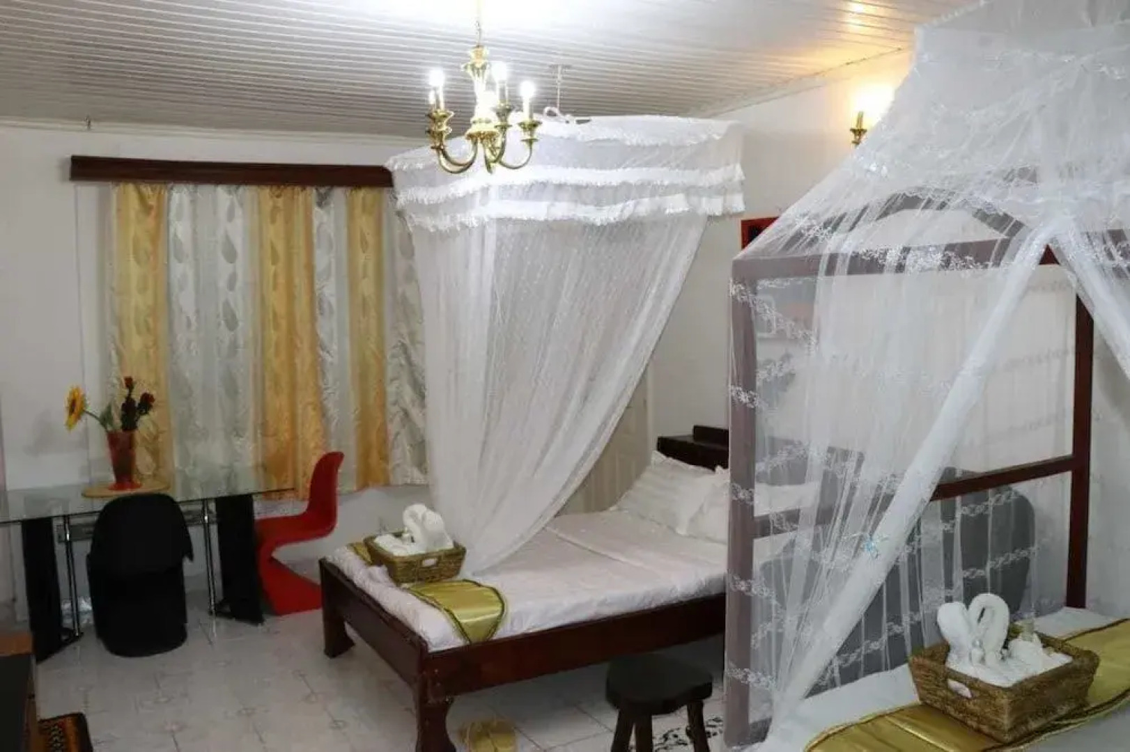 Sundown Hotels And Apartments Millimani