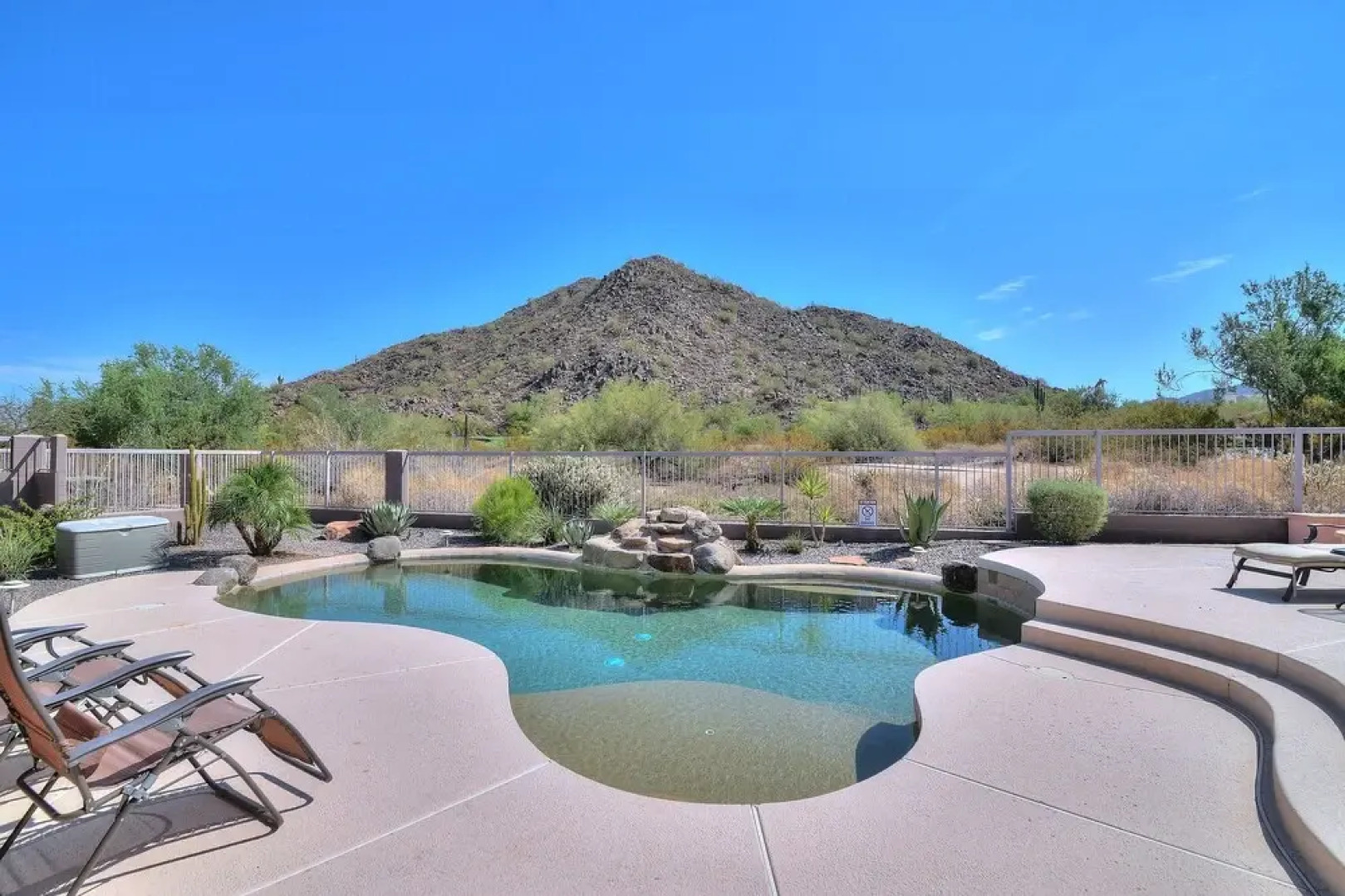 Las Sendas - 3 Bedroom Home - Mesa