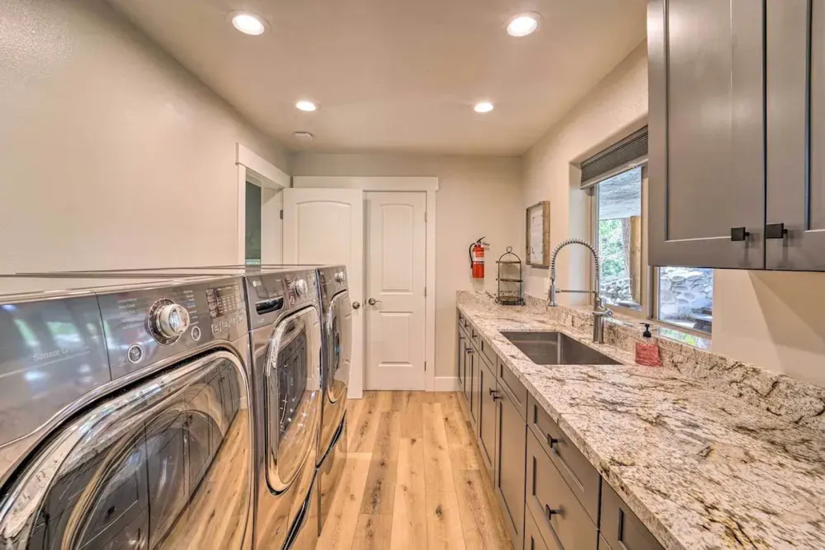 Hot Tub, Pool Table: Luxe Reno Chalet w/ Mtn View!