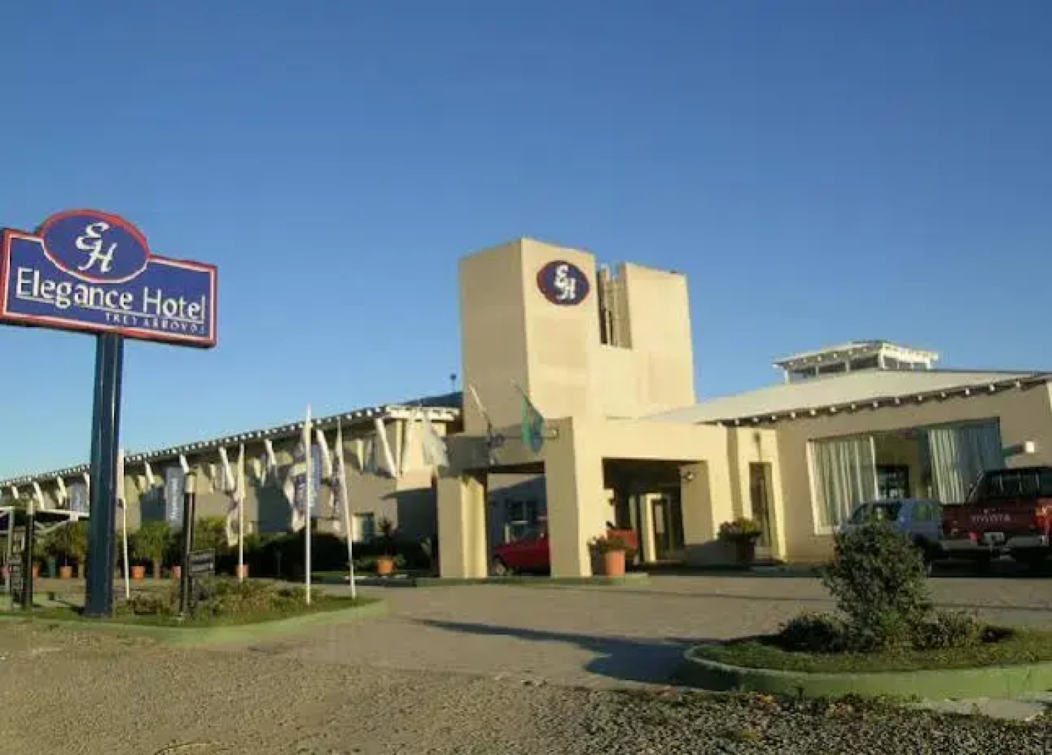 Elegance Hotel Tres Arroyos
