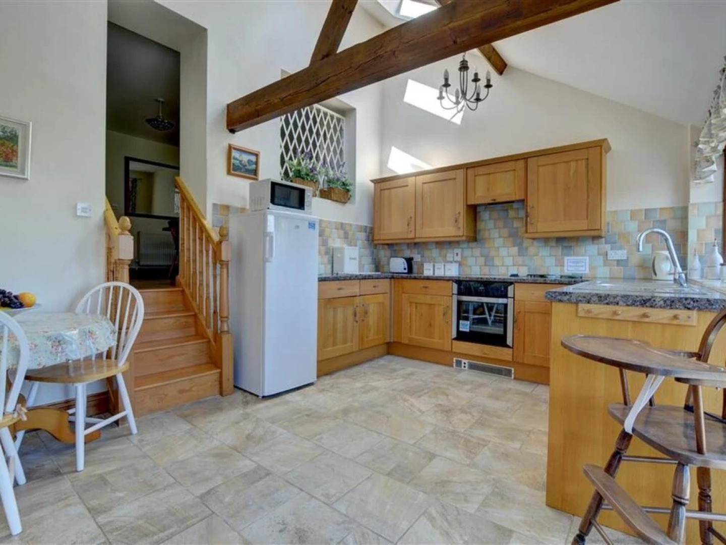 Unique Converted Barn in Hartfield