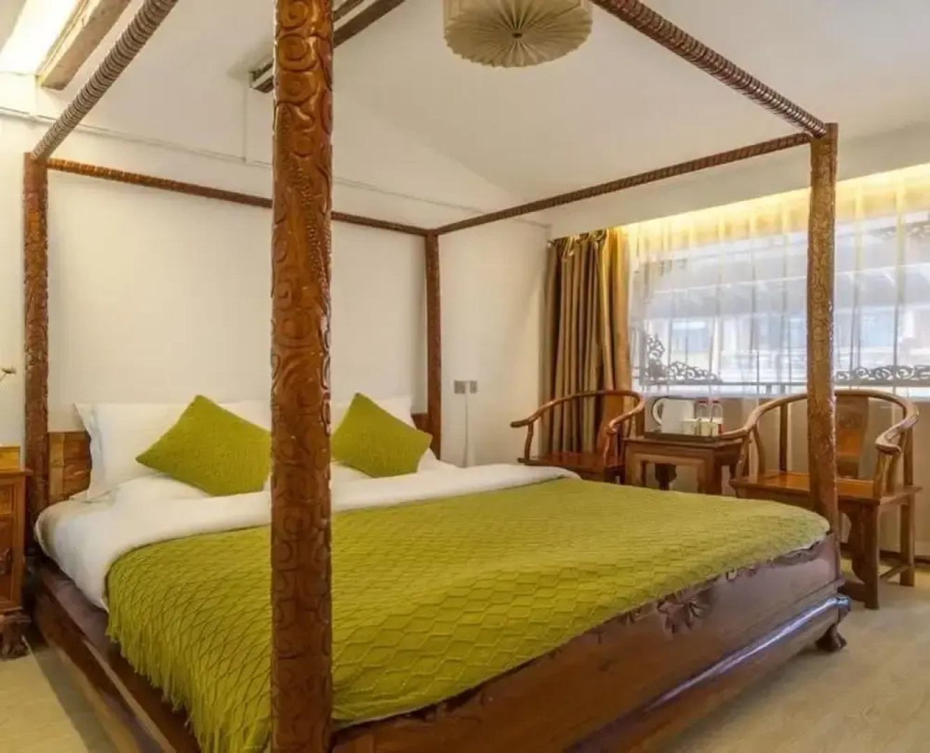 Sina Hotel Lijiang