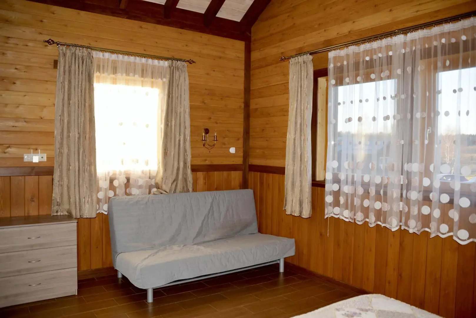 Коттедж Б8 на базе отдыха Новинки Парк