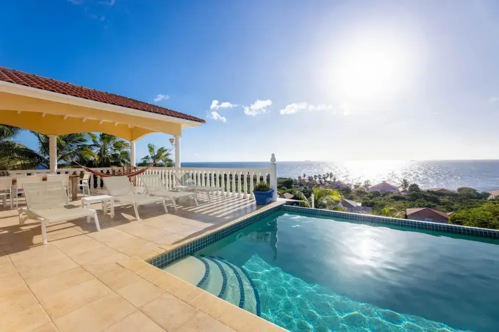 Spacious Bright Villa - Spectacular Ocean Views Private Pool