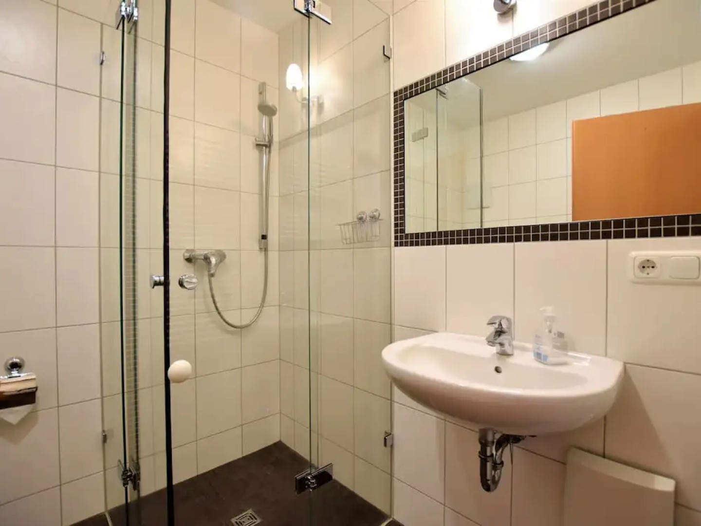 Modern Apartment in Ostseebad Boltenhagen Near Forest