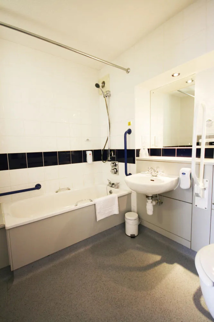 Days Inn Abington M74