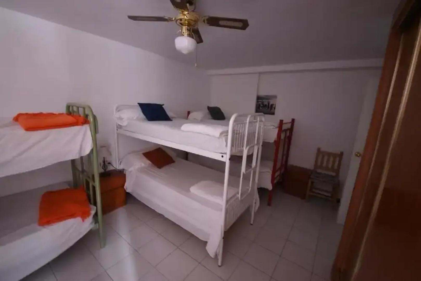 Torre de la Victoria Hostel