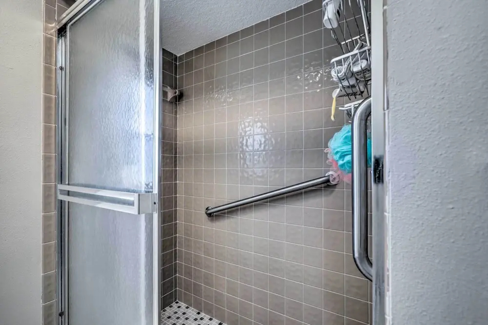 Palm Harbor Home w/ Pool & Golf Course Views!