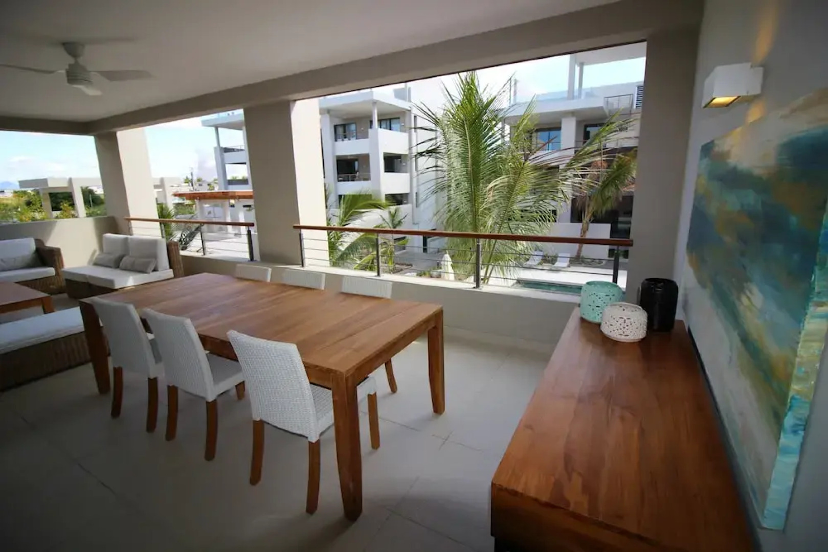 Element Bay II by Horizon Holidays