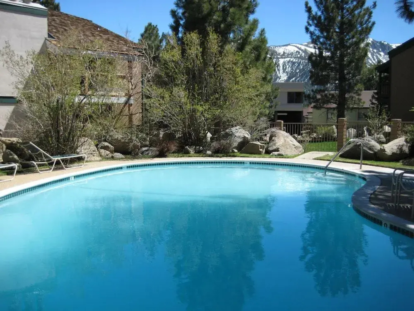 Sherwin Villas by Mammoth Res Bureau