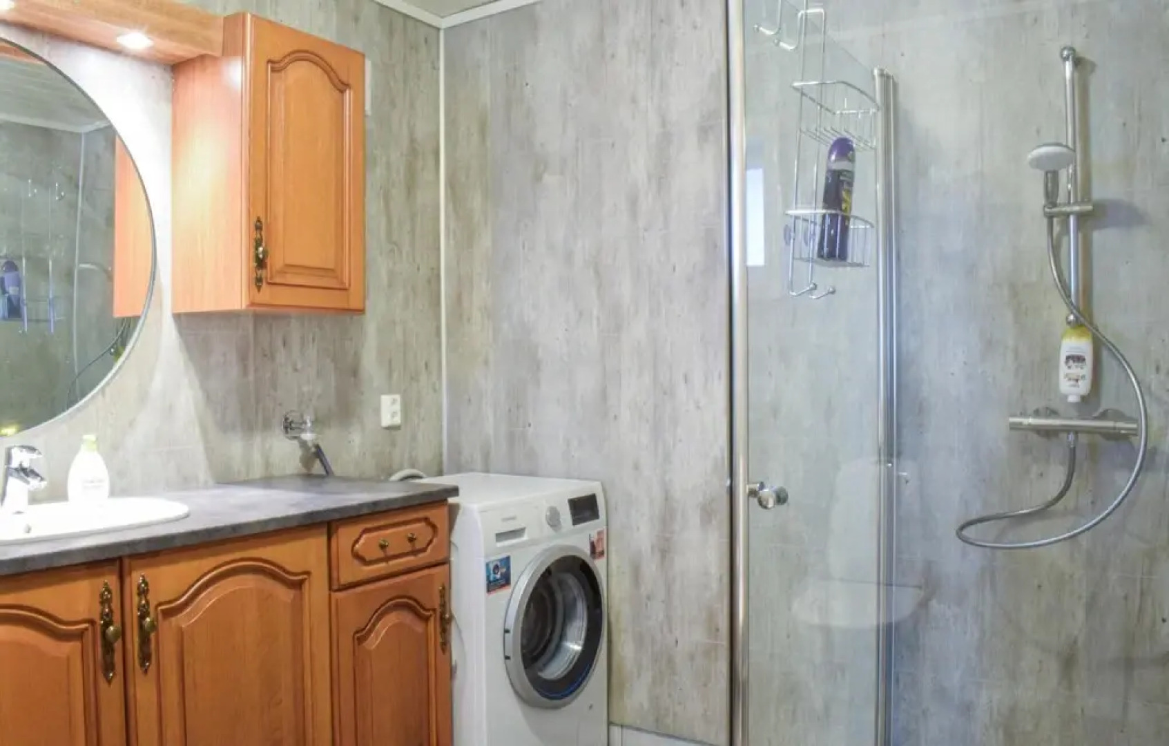 Beautiful Home in Jelsa With 3 Bedrooms