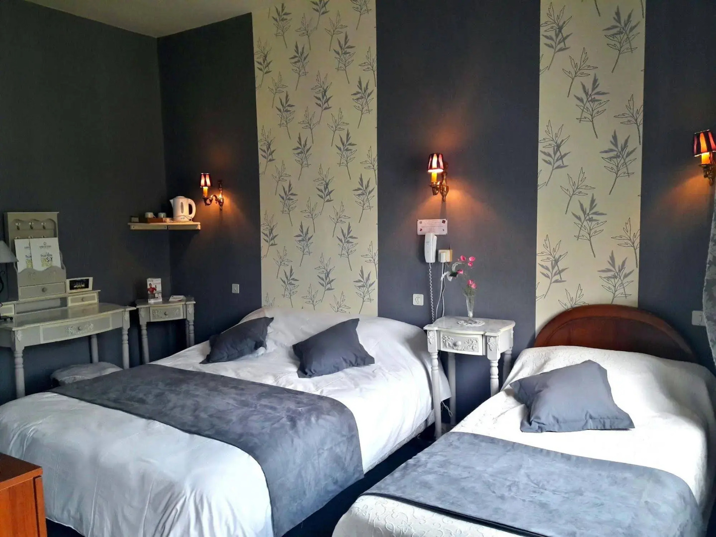 Logis Le Clos du Montvinage Rest. Auberge Val De lOise