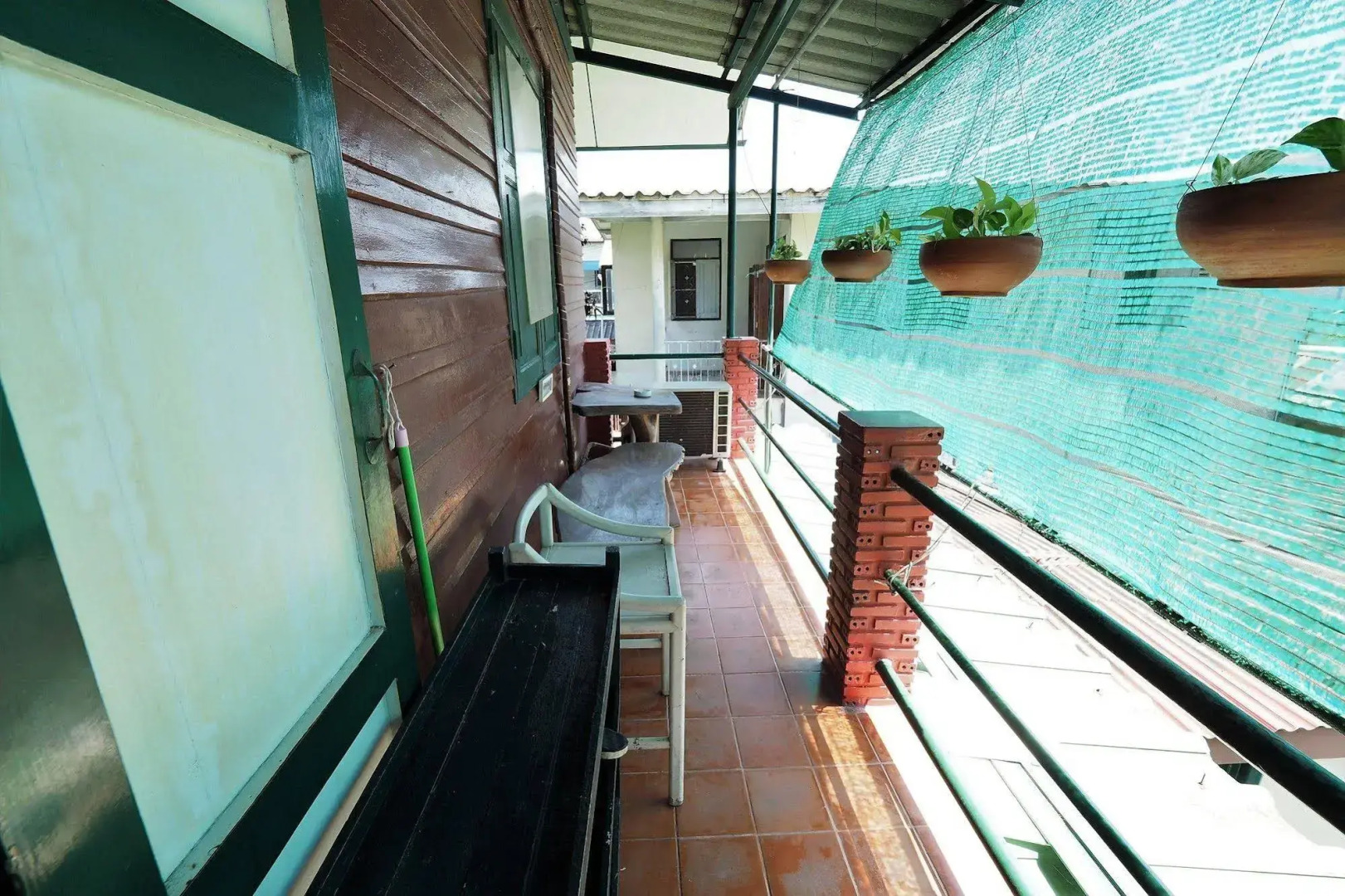 San Sook Place Guest House