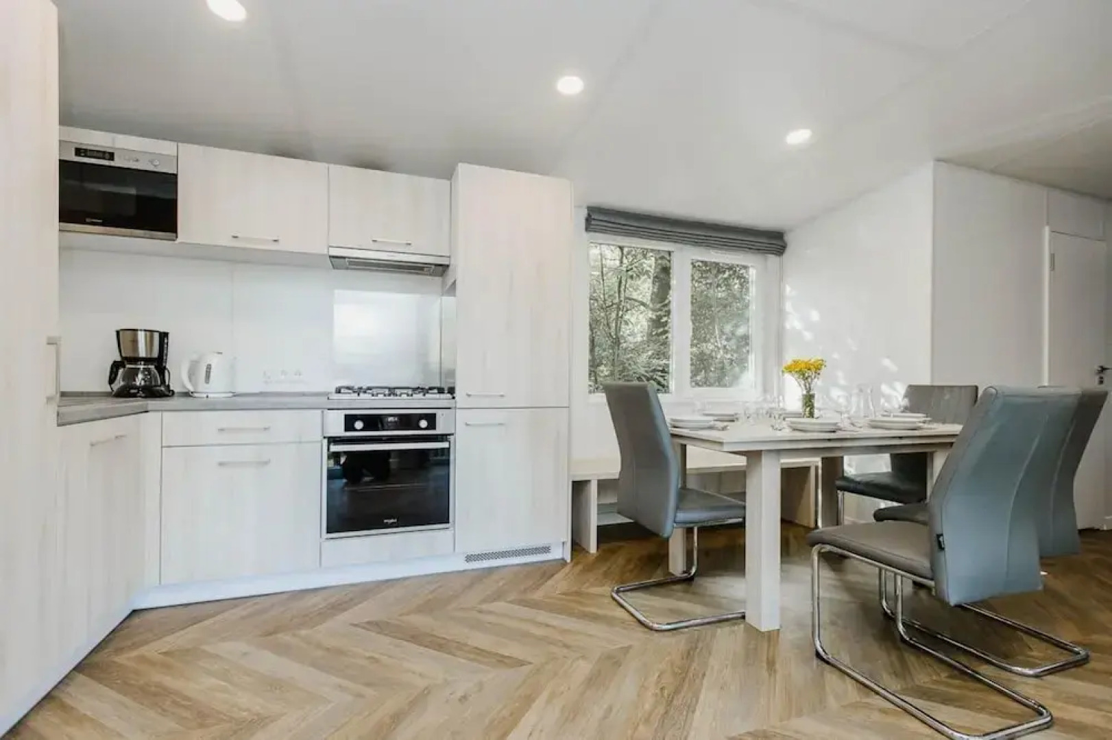 Relaxing Apartment With Jacuzzi