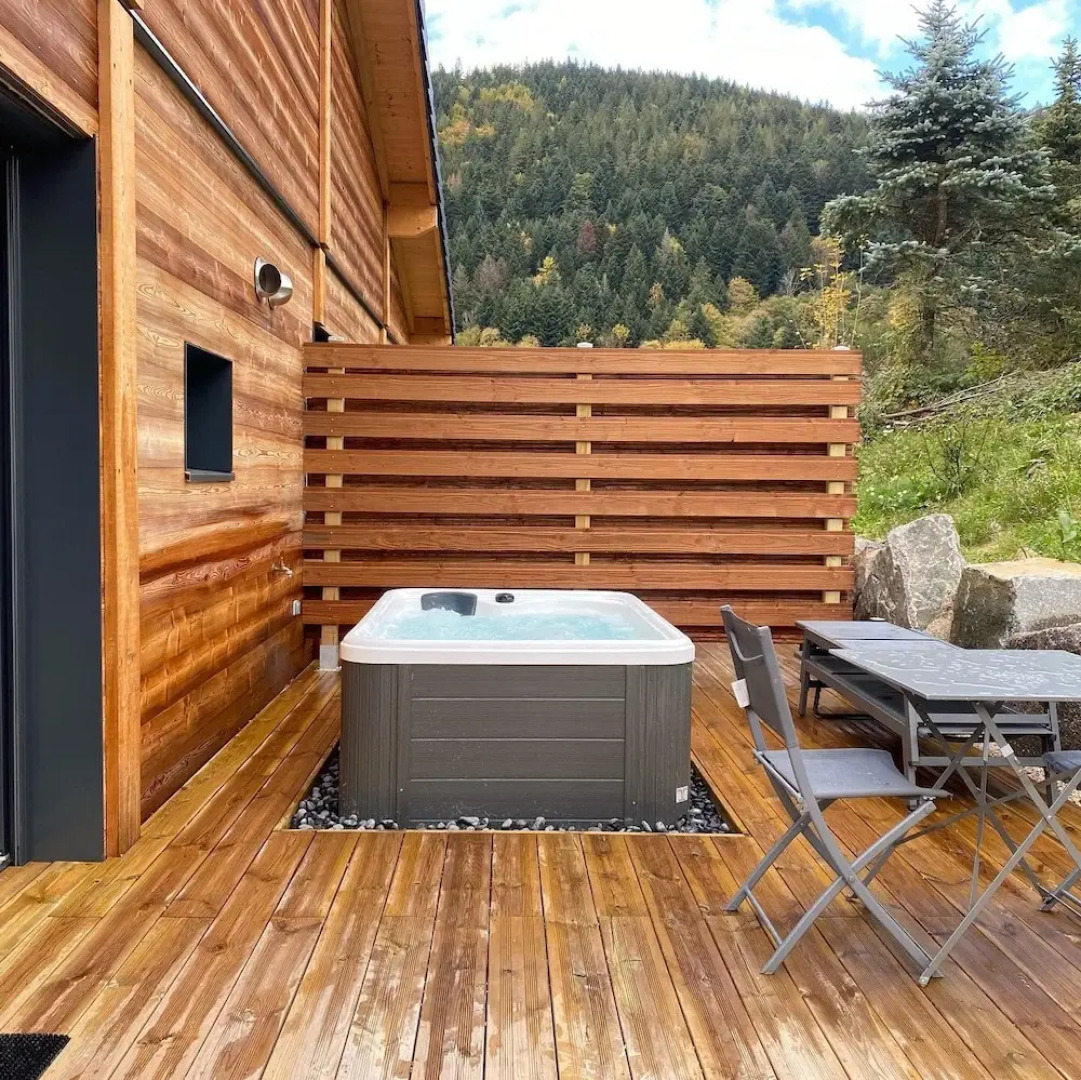 Chalets Perce Neige & Jacuzzi privatif
