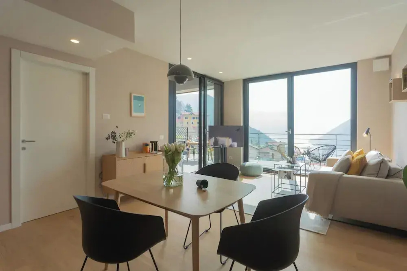 Residenza Maxim With Pool by Rent all Como