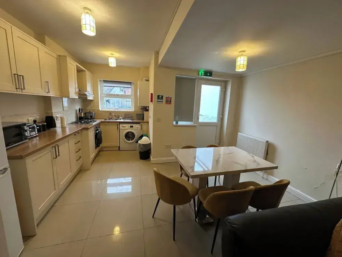 Spacious 4bed Home Near Woking Attractions&nature