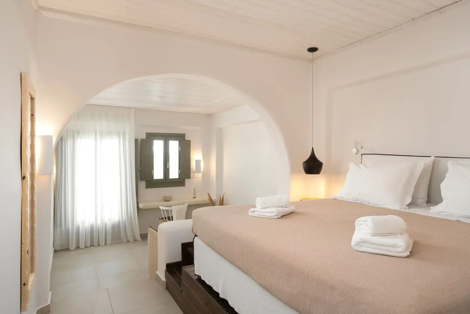 Melidron Hotel & Suites