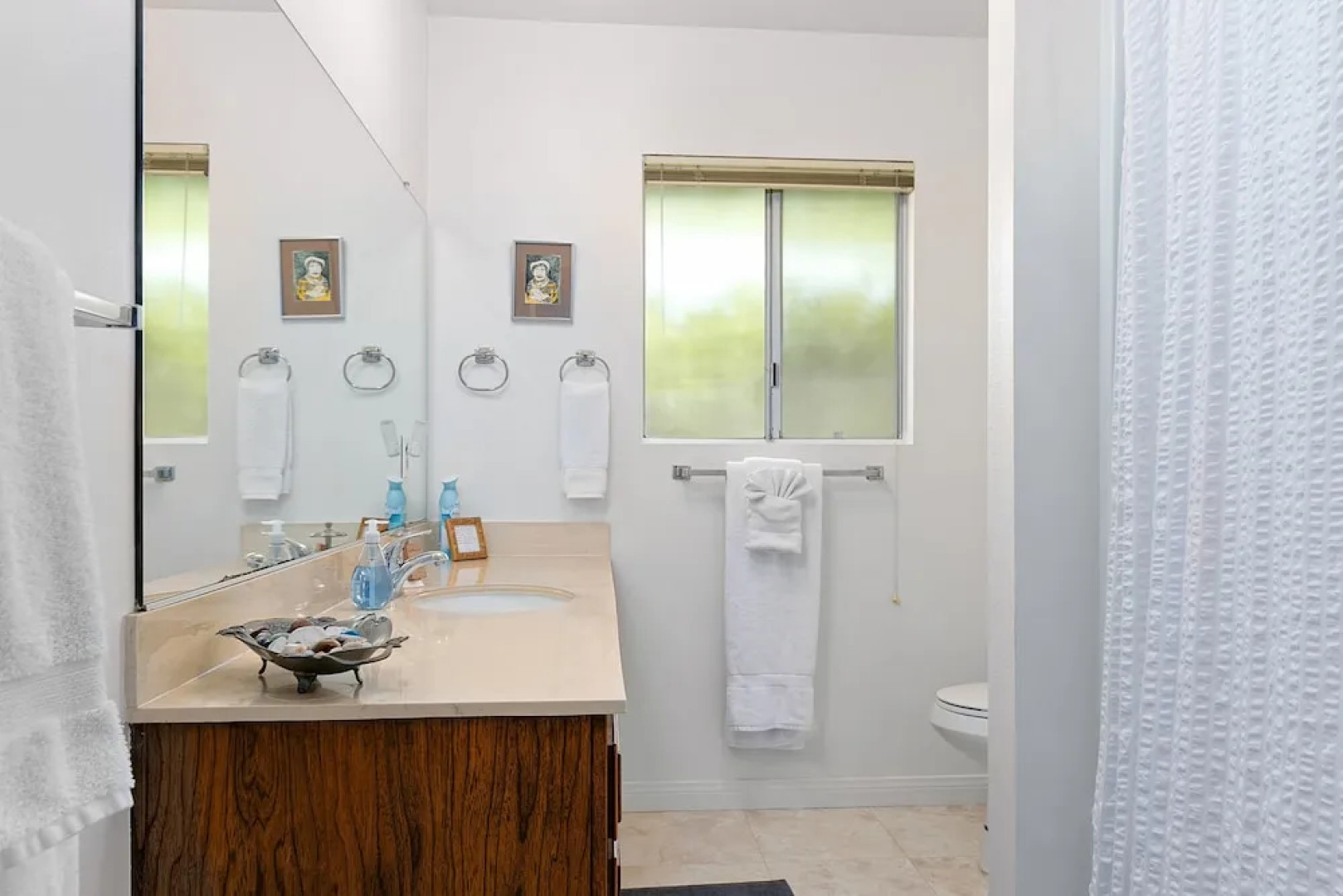 Montecito Orchard Estate 3 Bedrooms 2 Bathrooms Home